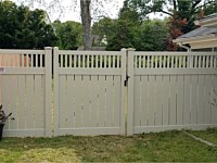 <b>Tan Vinyl Semi-Private Fence with Closed Spindle Topper</b>